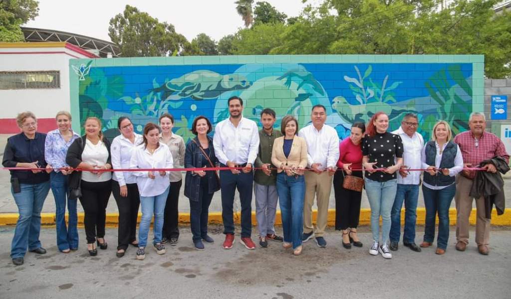 Inauguró Carlos Peña Ortiz el mural «Interacción Submarina»
