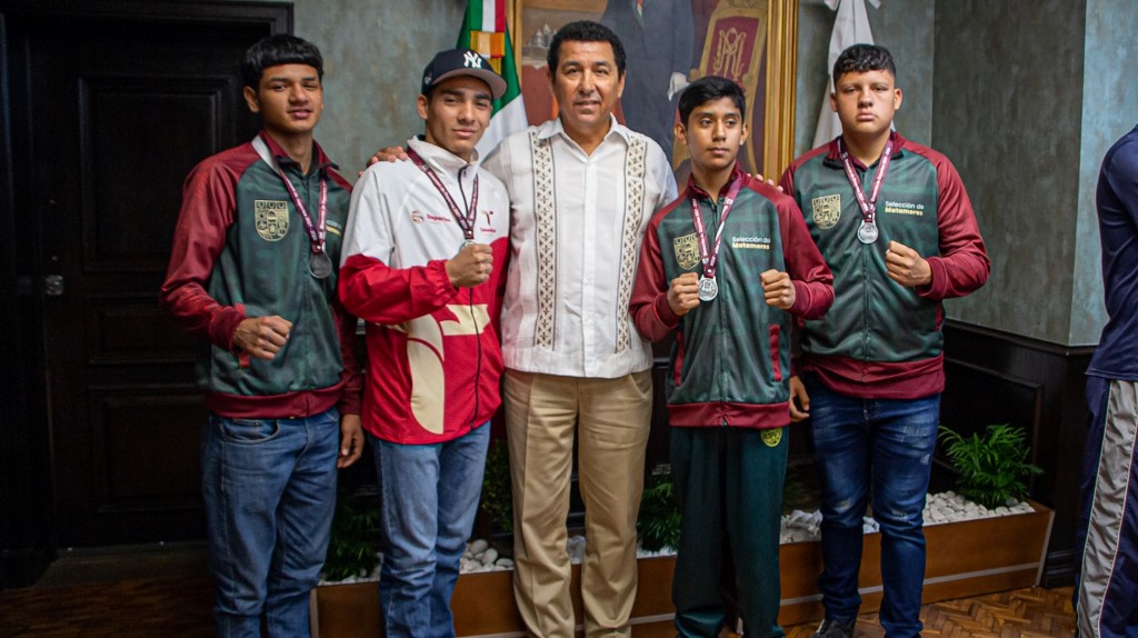 Jóvenes boxeadores son orgullo de Matamoros: alcalde Mario López