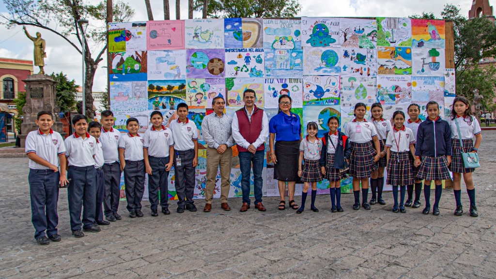 Premia Gobierno de Matamoros a alumnos ganadores de concurso sobre importancia del agua