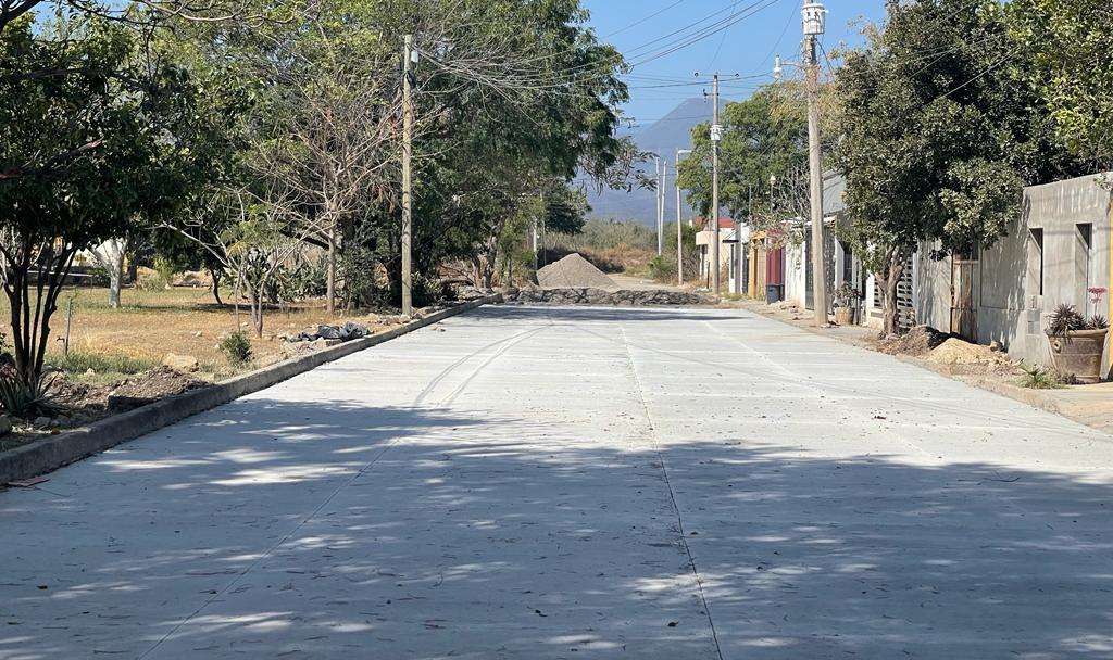 Con una inversión de 14 mdp, Secretaría de Obras Públicas de Tamaulipas rehabilita y pavimenta calles de Victoria