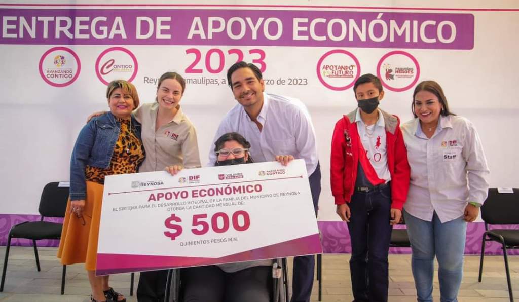 Entregó Carlos Peña Ortiz apoyos económicos del DIF-Reynosa