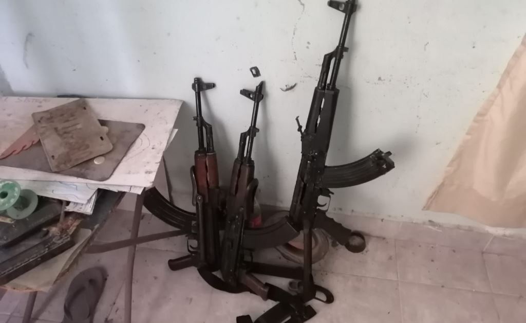 Guardia Estatal atiende reporte ciudadano y asegura armas en domicilio de Reynosa