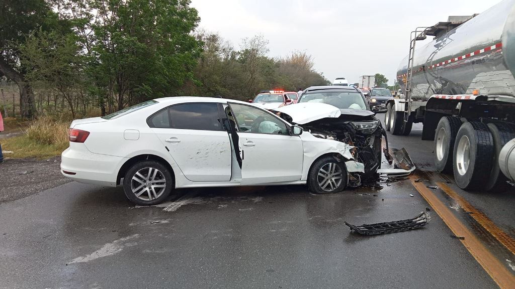 Alerta: Circulación cerrada en un carril de la Carretera Federal 85 Ciudad Victoria-Monterrey