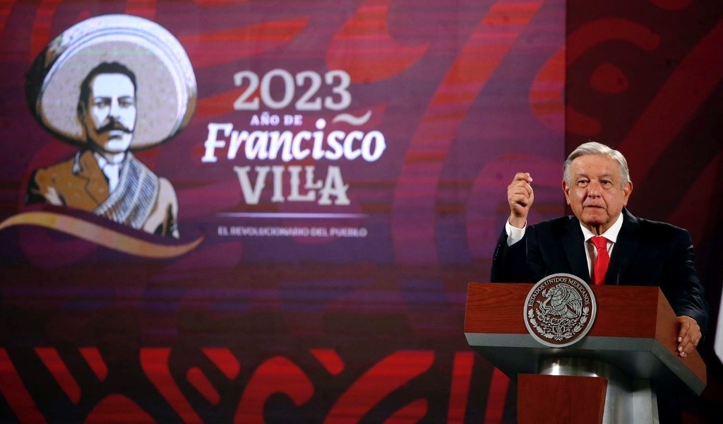 Adicional a compra a Iberdrola se emprenden otros proyectos eléctricos: AMLO