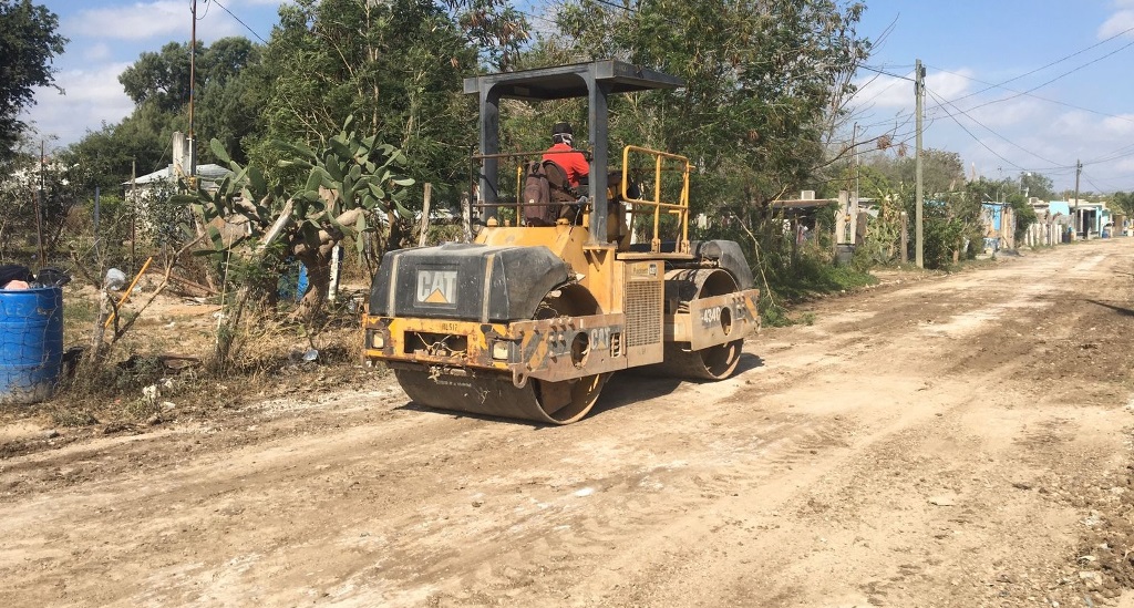 Mejoran calles de zona oriente en Nuevo Progreso