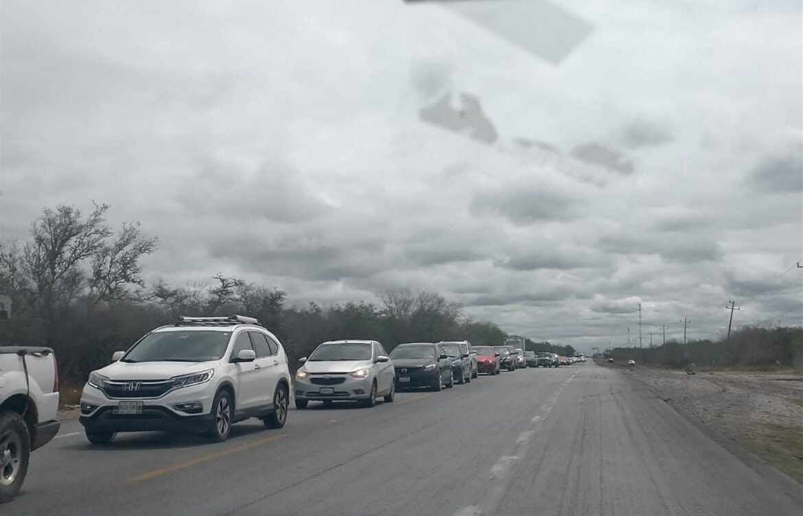 Precaución: Tránsito lento en Carretera Victoria-Monterrey por retorno de vacacionistas