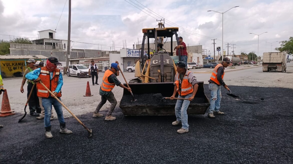 INTENSIFICA GOBIERNO DE RÍO BRAVO BACHEO EN PRIMERO DE MAYO