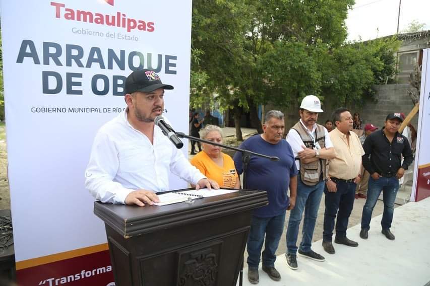 CON AMÉRICO VILLARREAL Y LALO YÁÑEZ MÁS PAVIMENTACIÓN LLEGA A RÍO BRAVO