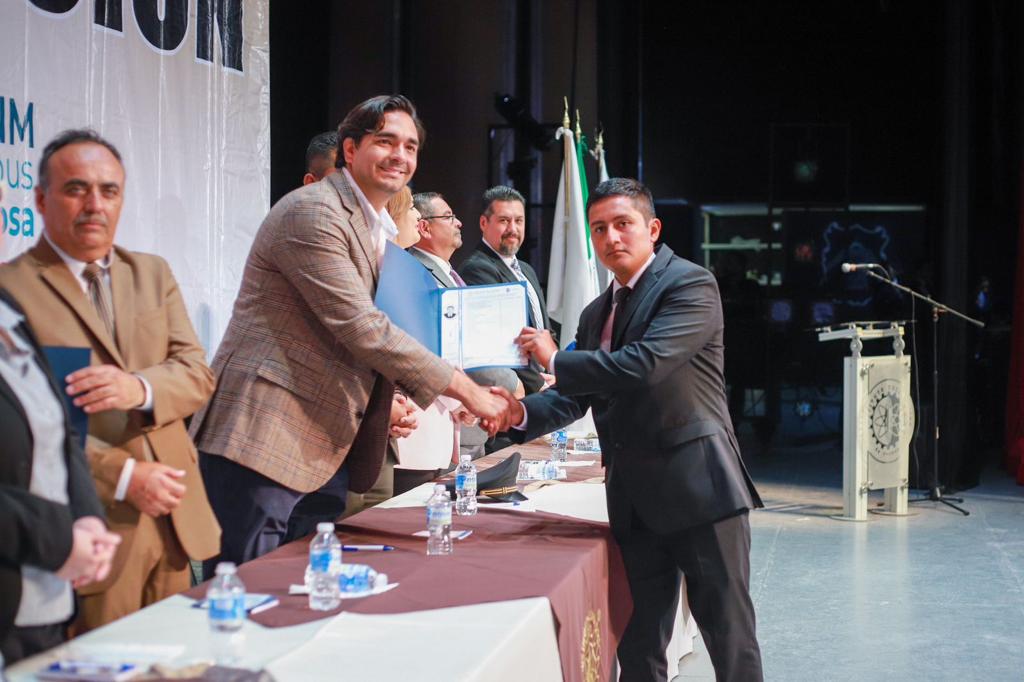 Comparte Alcalde júbilo de egresados del Instituto Tecnológico de Reynosa