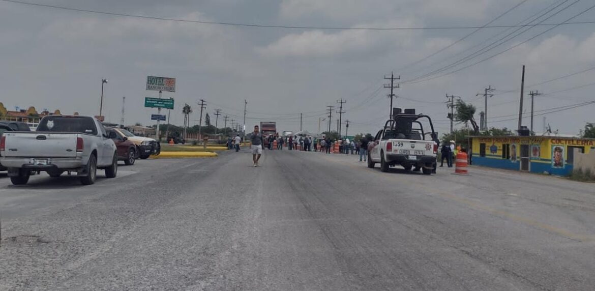 Alerta: Circulación cerrada en ambos carriles en Carretera Federal 101