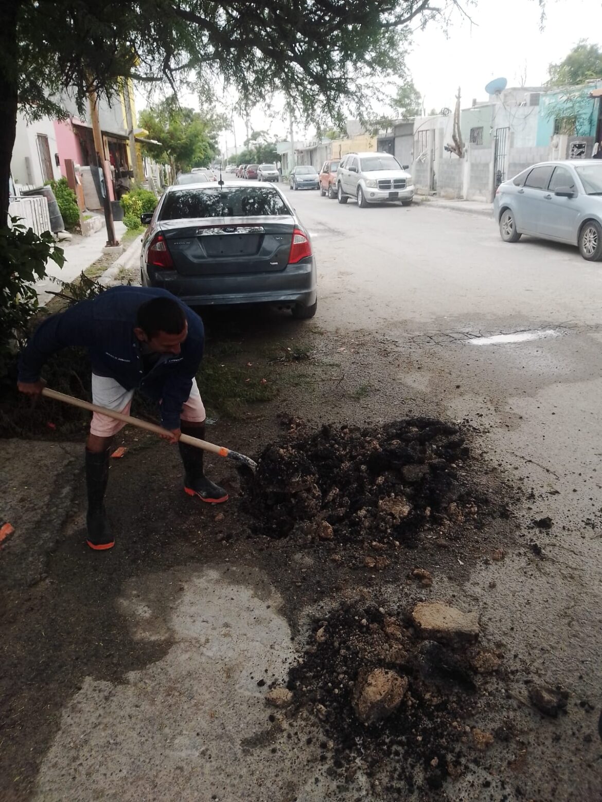 Reparó COMAPA fugas de agua potable en diversos sectores