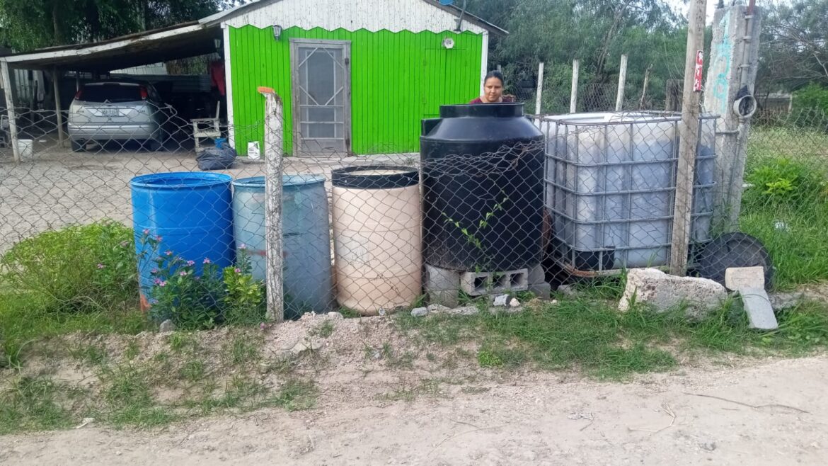 PARA MITIGAR ALTAS TEMPERATURAS GOBIERNO DE RÍO BRAVO PROSIGUE CON ENVÍO DE PIPAS DE AGUA A SECTORES VULNERABLES.