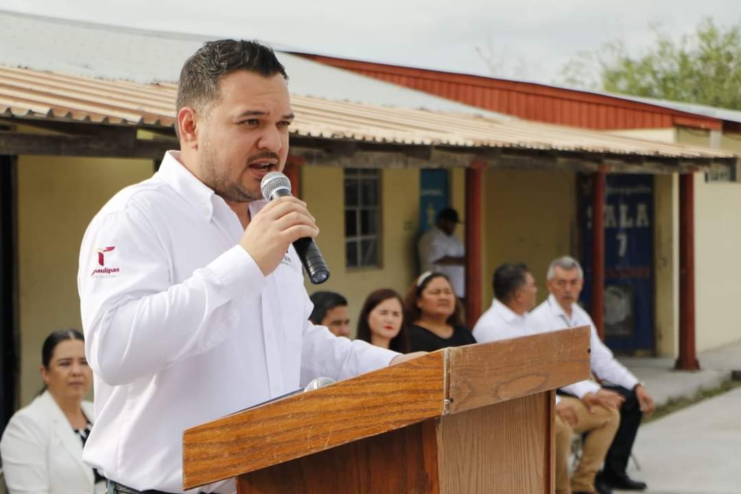 ATIENDE ALCALDE LALO YÁÑEZ, SOLICITUDES DE FUMIGACIÓN EN NUEVO PROGRESO
