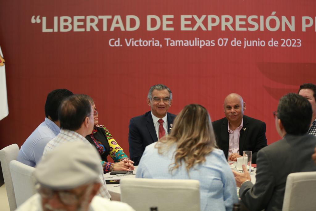 Se acabó el acoso y la persecución a quienes ejercen el periodismo: Américo
