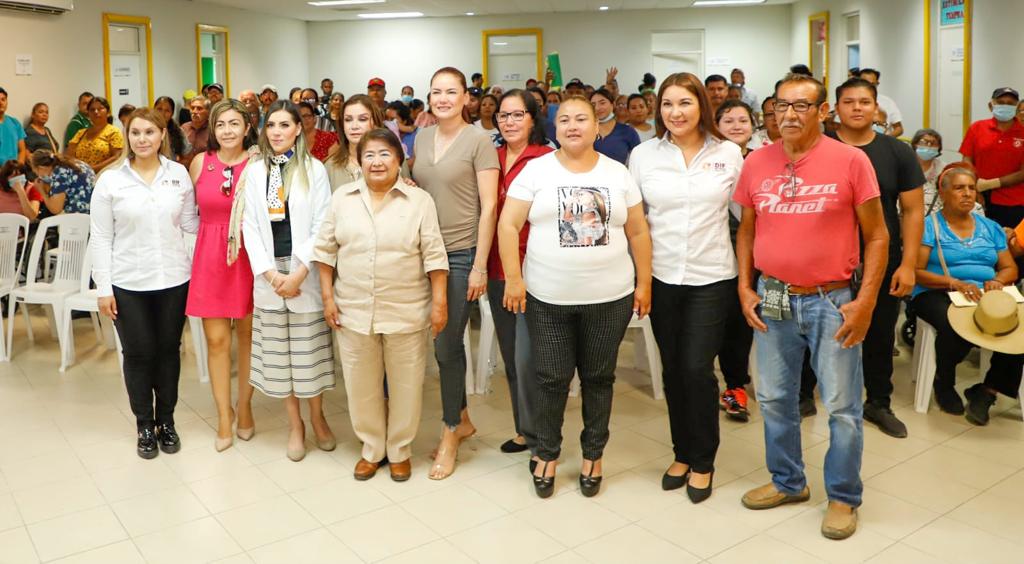 Impulsa Alcalde de Reynosa campaña permanente de lentes gratuitos