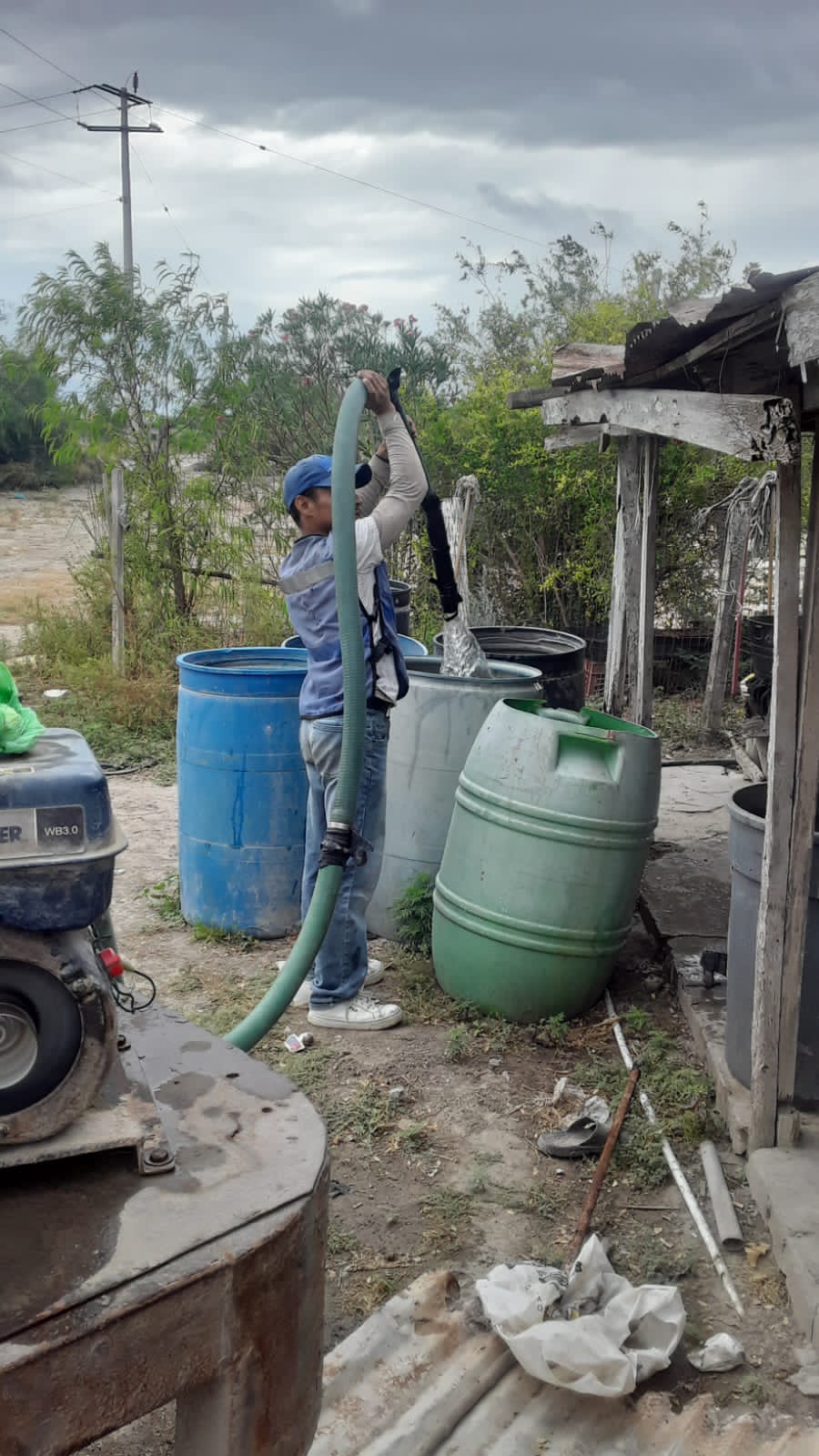 ABASTECE GOBIERNO DE AGUA A COLONIAS POPULARES EN NUEVO PROGRESO