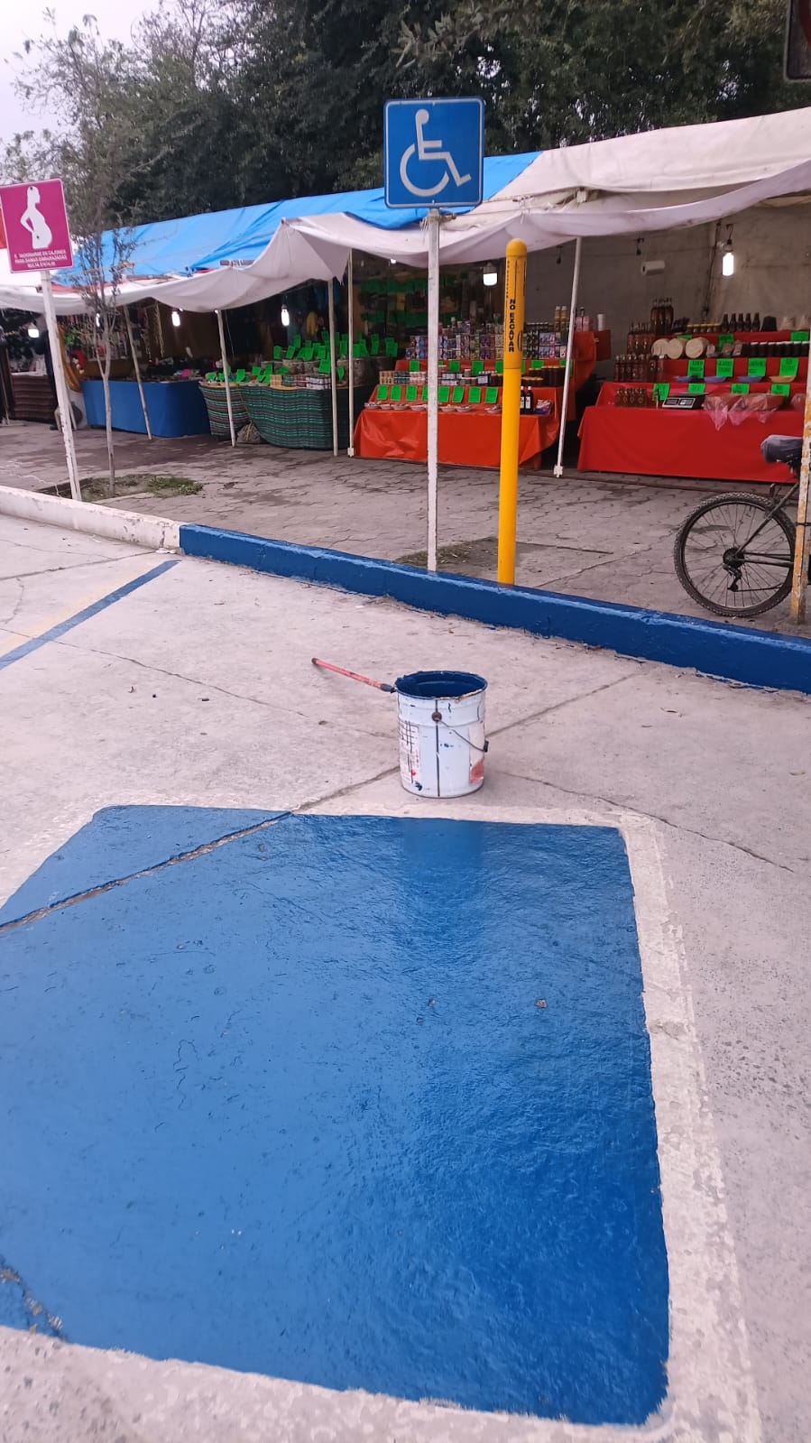 TRÁNSITO MUNICIPAL TRAZA ESPACIOS PARA DISCAPACITADOS