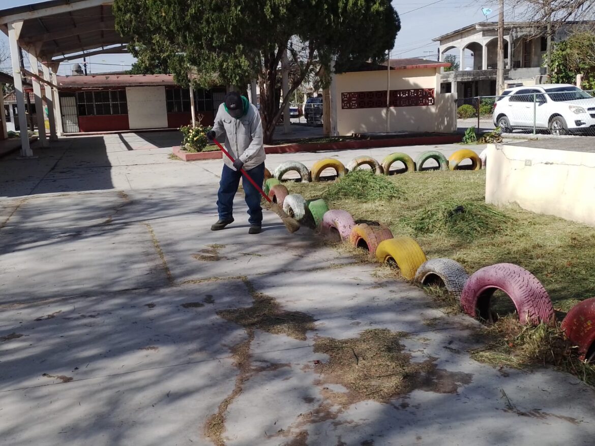 ES PERMANENTE APOYO MUNICIPAL A ESCUELAS DE TODO RÍO BRAVO