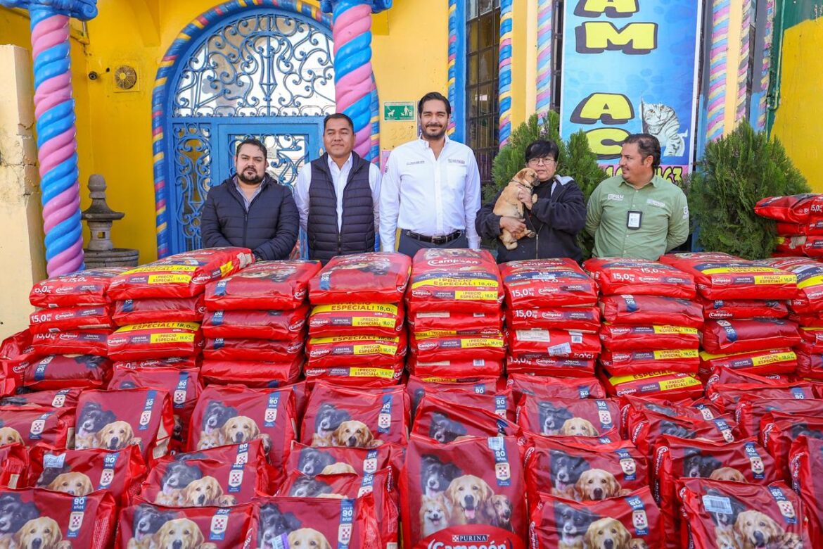 Donó Gobierno de Carlos Peña Ortiz 3 Toneladas de alimentos a asociación animalista