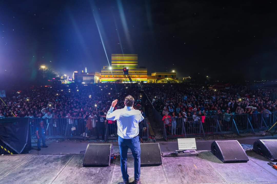 Miles de familias disfrutaron al Grupo Pesado en la Expo Reynosa 2024
