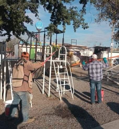 Brinda bienestar Gobierno de Carlos Peña Ortiz con renovación de espacios públicos