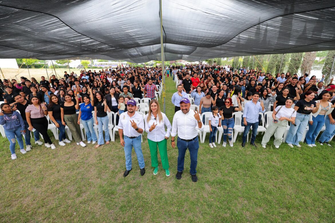 El presente y futuro de este país son ustedes: Maki Esther Ortiz Domínguez ante más de Mil jóvenes