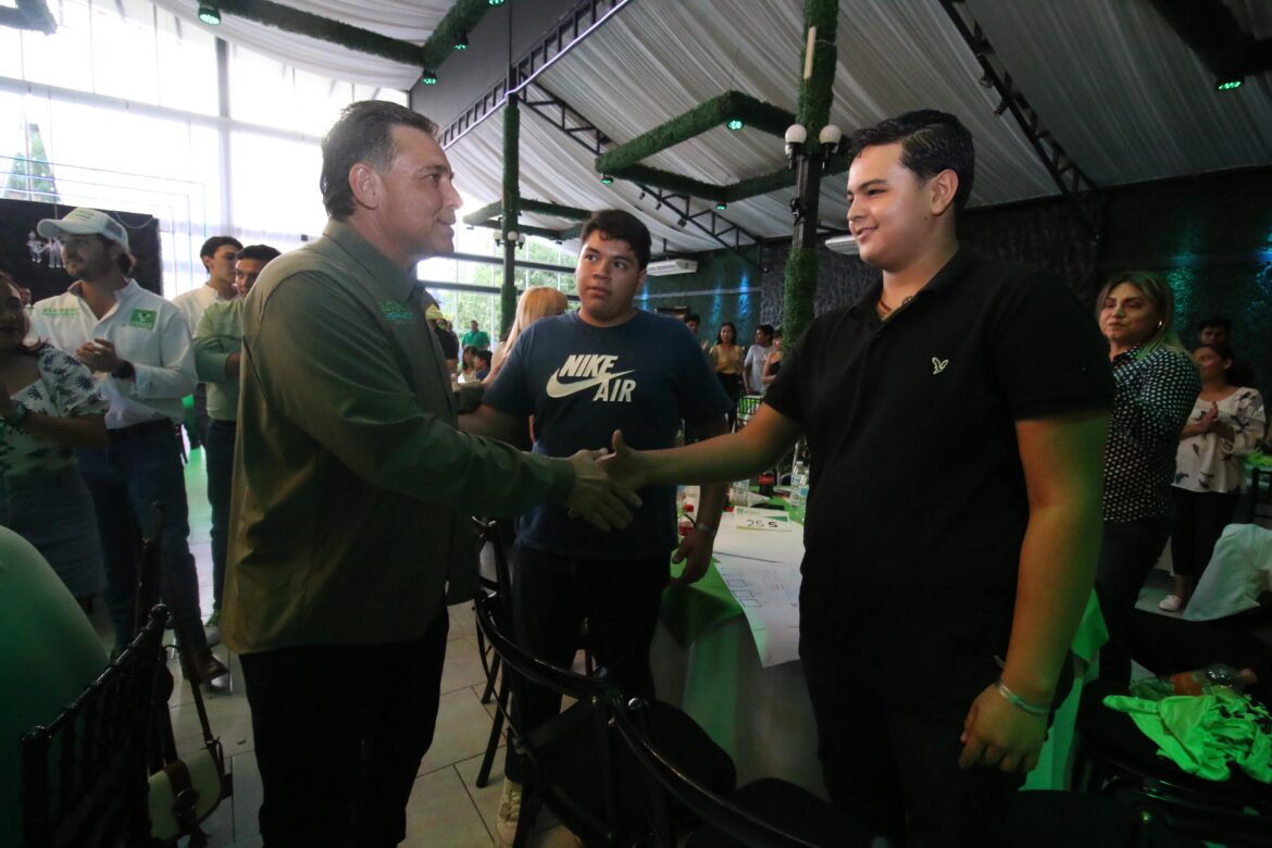 Para legislar, hay que escuchar y no hacer politiquerías: Geño