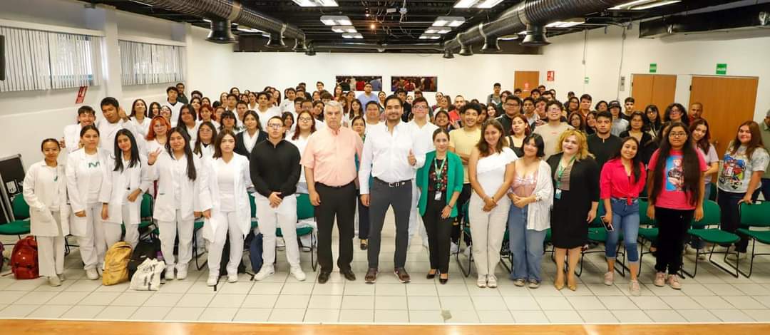 Promueven Carlos Peña Ortiz y universitarios conciencia ambiental y cuidado del agua