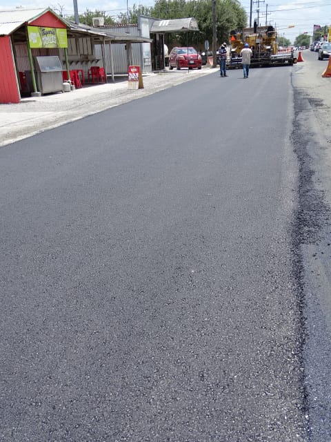 CONCLUYE GOBIERNO DE RÍO BRAVO RECARPETEO EN CALLE JALAPA