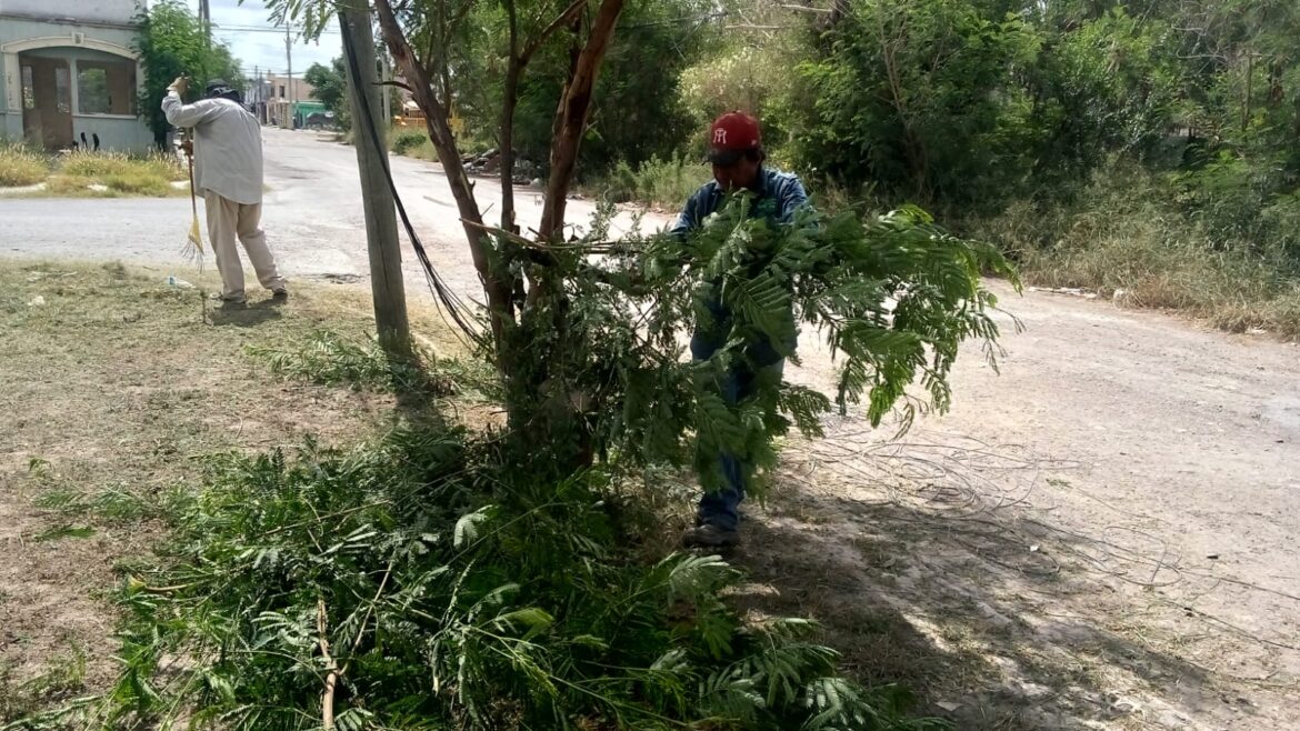 NI CALOR NI LLUVIAS FRENAN A MUNICIPIO; SE DIGNIFICAN ESPACIOS FAMILIARES